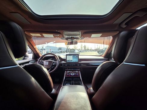 Used 2023 Lincoln Aviator Black Label w/ Dynamic Handling Package image 12