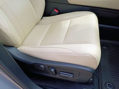 Used 2022 Lexus RX 350L FWD w/ Premium Package image 52