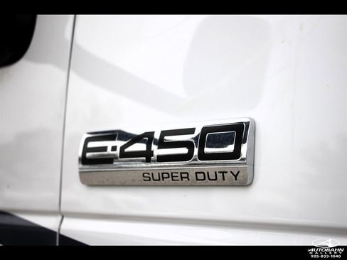 Used 2022 Ford E-450 and Econoline 450 Super Duty w/ Motorhome Prep Package image 4