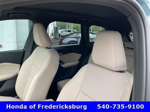 Used 2025 BMW X1 xDrive28i w/ Premium Package AWD/4WD image 35