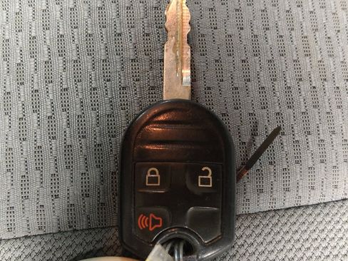 Used 2014 Ford F150 XLT w/ XLT Chrome Package image 32