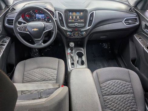 Used 2020 Chevrolet Equinox LT image 17