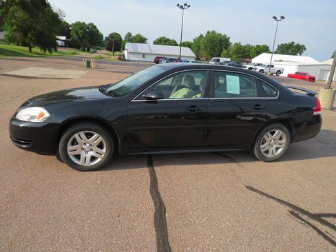 Used 2012 Chevrolet Impala LT FWD image 1