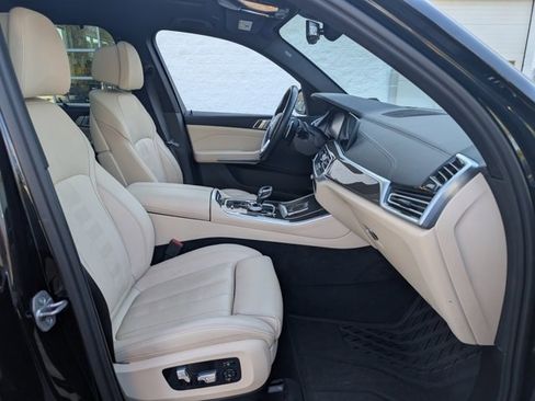 Used 2022 BMW X5 xDrive45e w/ Executive Package image 31