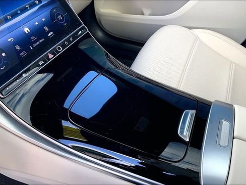 Certified 2024 Mercedes-Benz GLC 300 4MATIC image 13