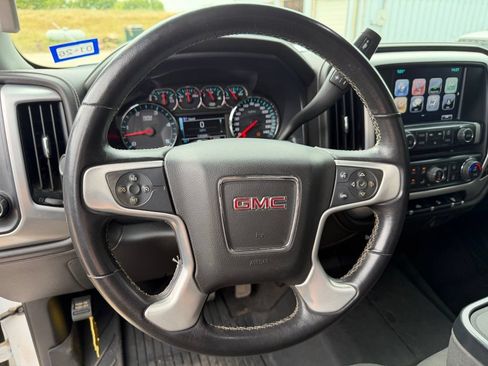 Used 2019 GMC Sierra 2500 SLE w/ SLE Preferred Package AWD/4WD image 15