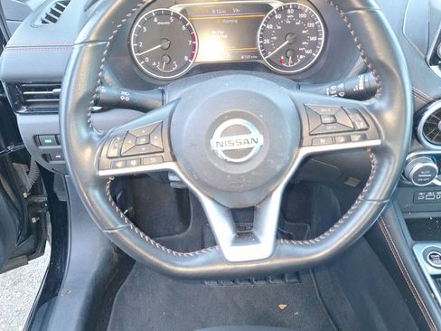 Used 2022 Nissan Sentra SR w/ Midnight Edition image 10
