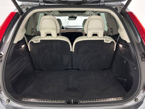 Used 2019 Volvo XC90 T6 Momentum w/ Advanced Package AWD/4WD image 35