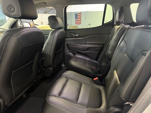 Used 2019 GMC Acadia SLT AWD/4WD image 32
