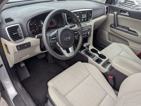 Used 2020 Kia Sportage LX image 24