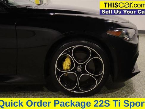 Used 2021 Alfa Romeo Giulia Ti Sport w/ Carbon Package AWD/4WD image 10