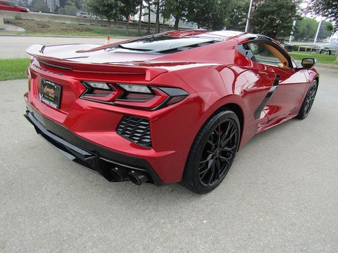 Used 2023 Chevrolet Corvette Stingray Premium Cpe w/ Z51 Performance Package RWD image 5