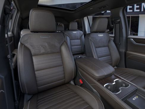 New 2026 GMC Acadia Denali Ultimate FWD image 35