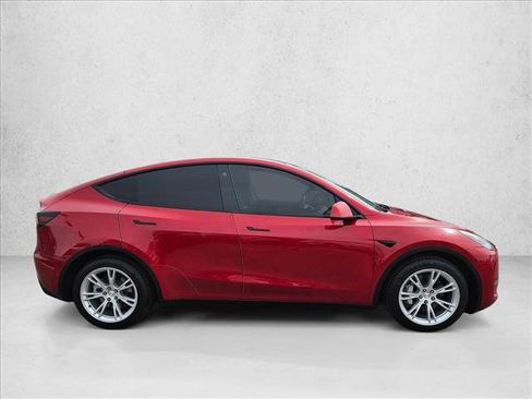 Used 2021 Tesla Model Y Long Range AWD/4WD image 4
