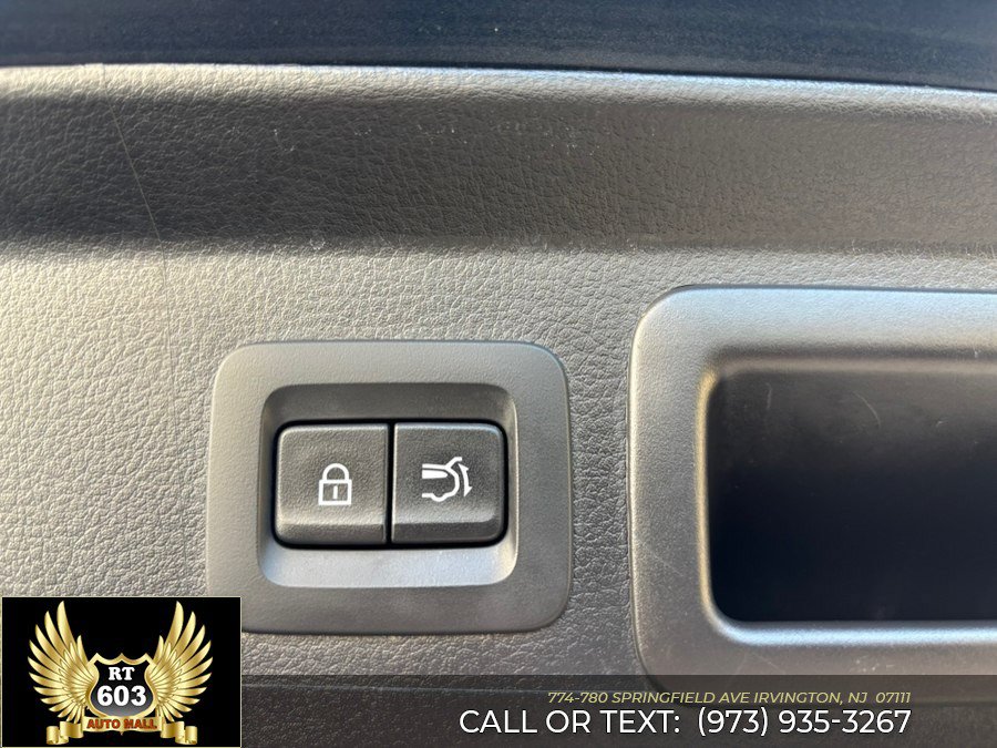 Used 2025 MAZDA CX-50 AWD 2.5 S w/ Preferred Package image 8