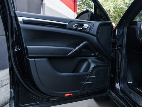 Used 2012 Porsche Cayenne image 65