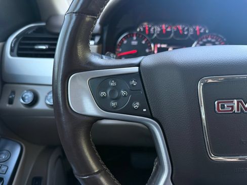 Used 2015 GMC Yukon XL SLT w/ Open Road Package AWD/4WD image 31