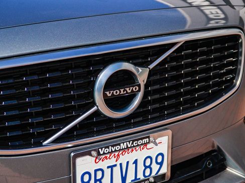 Used 2020 Volvo S90 T8 Inscription image 12