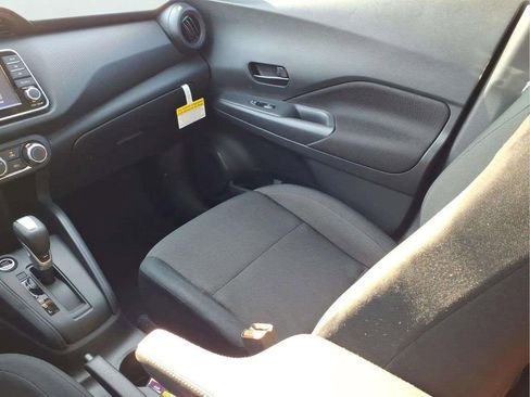 Used 2025 Nissan Kicks Play S FWD image 12