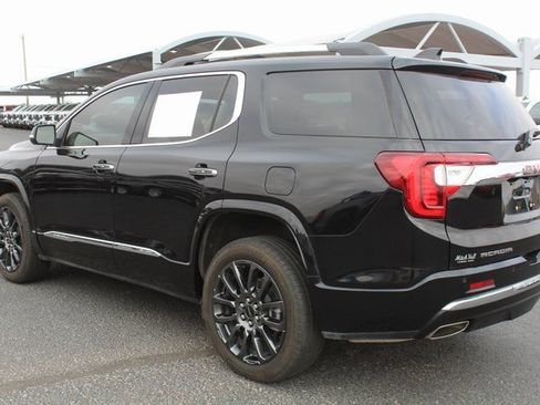 Used 2023 GMC Acadia Denali w/ Black Diamond Edition image 10