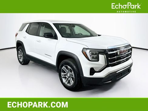 Used 2026 GMC Terrain Elevation FWD image 1