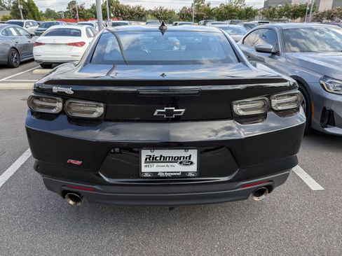 Used 2022 Chevrolet Camaro LT w/ RS Package RWD image 3