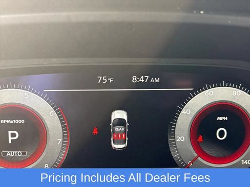 Used 2025 Nissan Rogue SL AWD/4WD image 7
