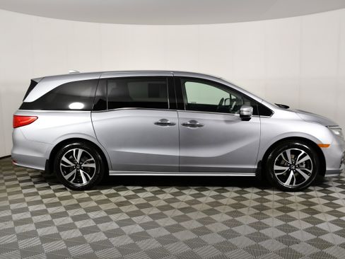 Used 2019 Honda Odyssey Elite image 5
