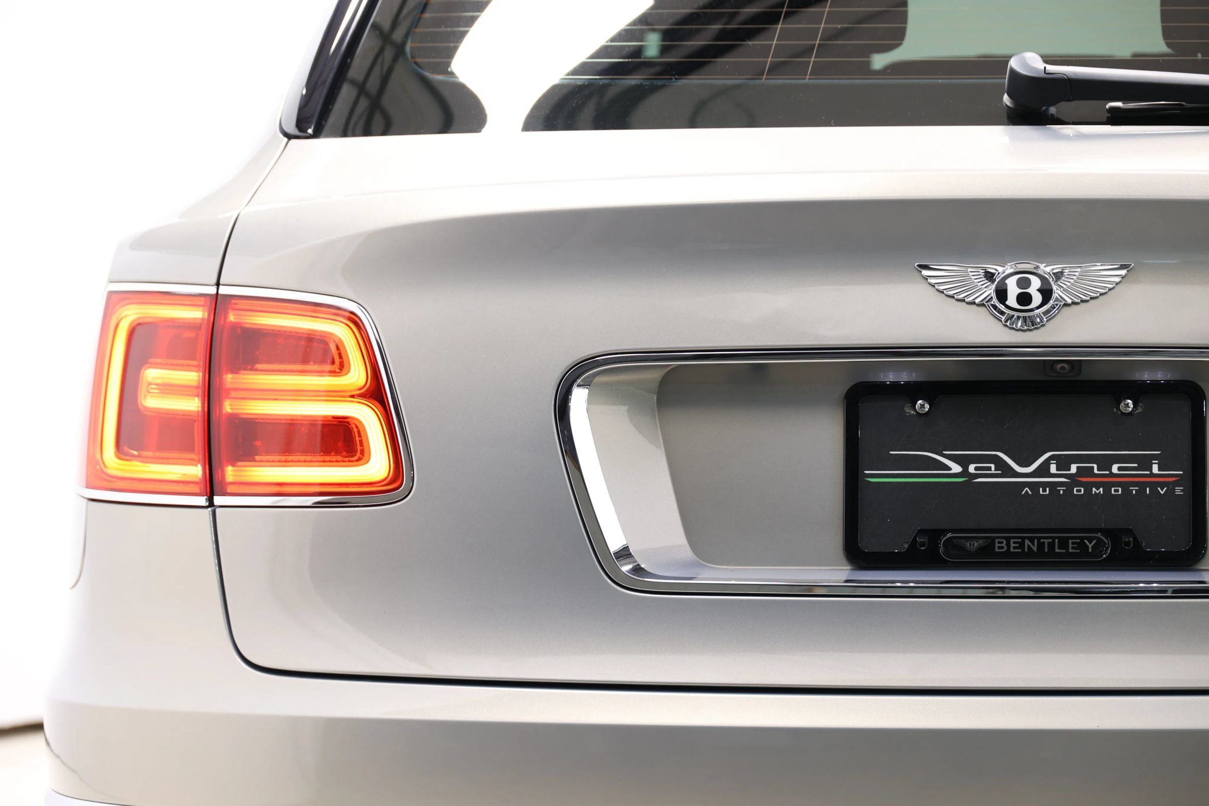 Used 2018 Bentley Bentayga Onyx Edition AWD/4WD image 73