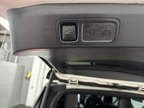 Used 2023 Ford Expedition Max Platinum AWD/4WD image 38