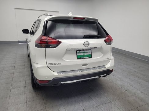 Used 2020 Nissan Rogue SL w/ Premium Package FWD image 6