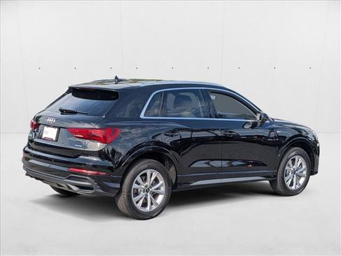 New 2025 Audi Q3 2.0T Premium image 2