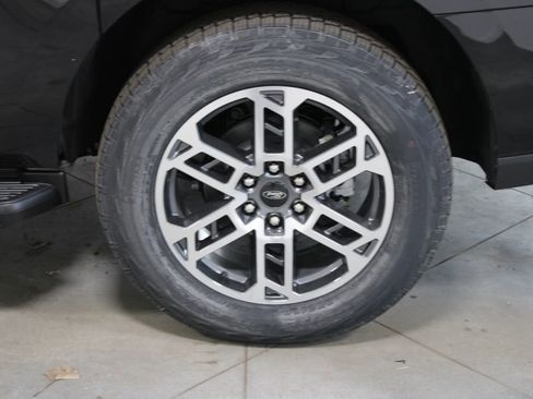 New 2026 Ford Expedition Max Active AWD/4WD image 18