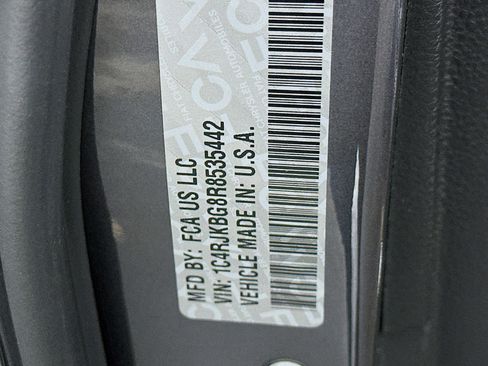 Used 2024 Jeep Grand Cherokee L Limited w/ Luxury Tech Group II image 12