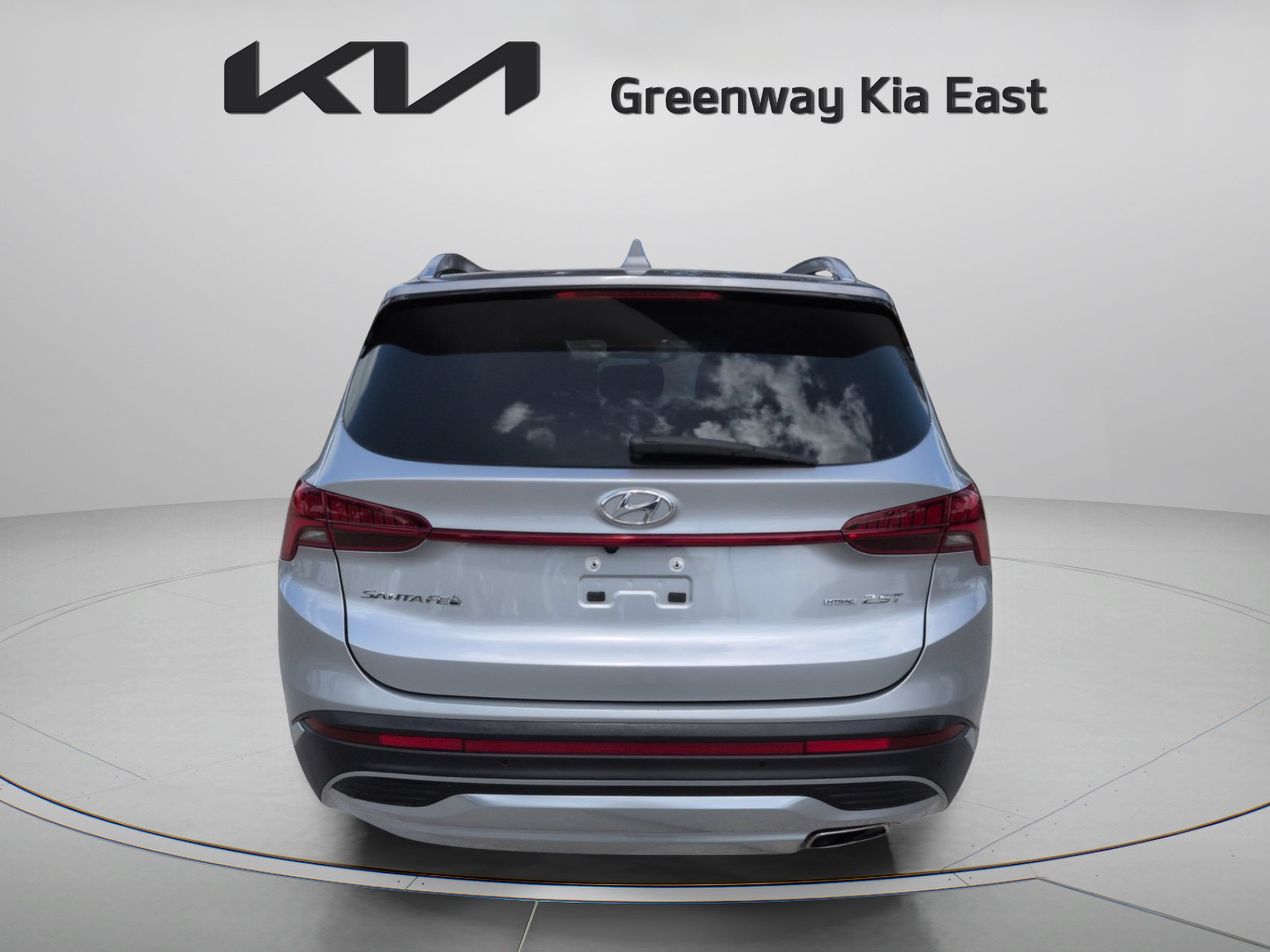 Used 2022 Hyundai Santa Fe Limited w/ Winter Weather Package AWD/4WD image 7