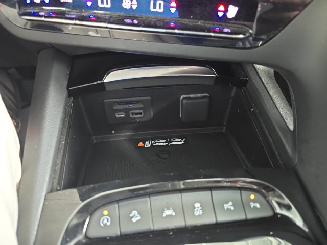 Certified 2023 Buick Envision Avenir AWD/4WD image 23