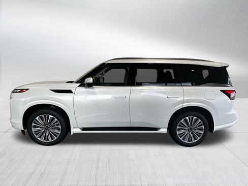 New 2026 INFINITI QX80 Luxe image 2