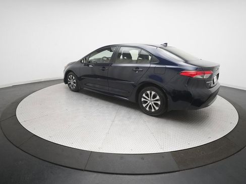Used 2022 Toyota Corolla LE image 12