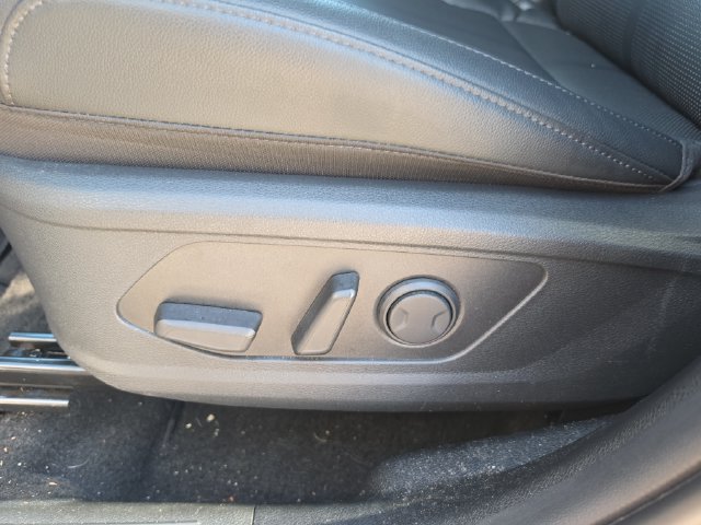 Certified 2026 Kia Sportage SX FWD image 16