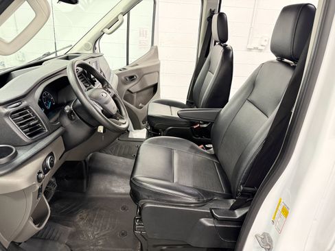Used 2024 Ford Transit 250 148 High Roof RWD image 10