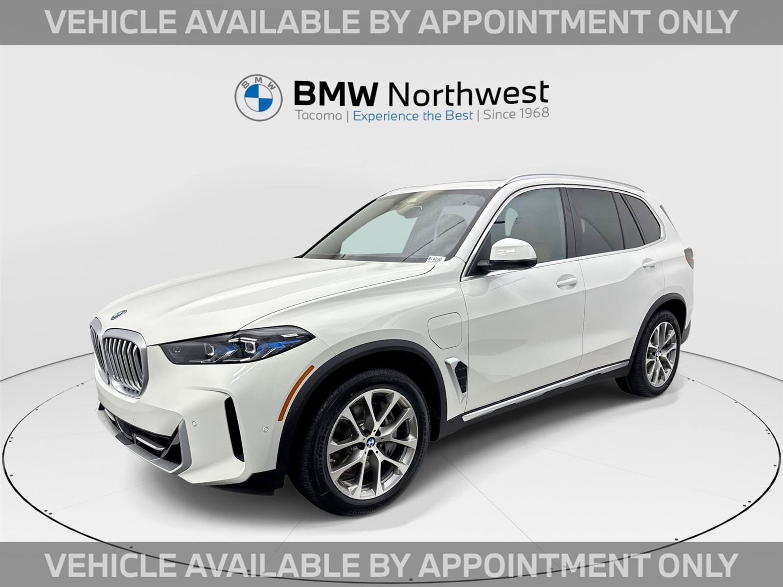 Used 2026 BMW X5 xDrive50e w/ Executive Package AWD/4WD image 1