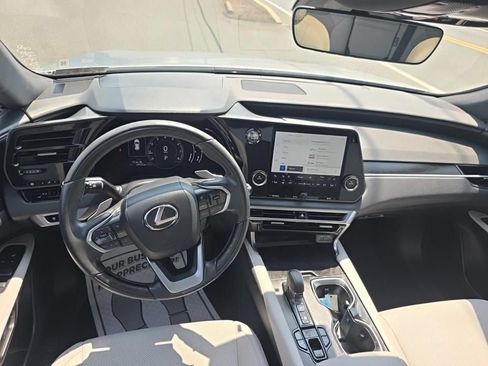 Used 2024 Lexus RX 350 Premium w/ Accessory Package AWD/4WD image 11