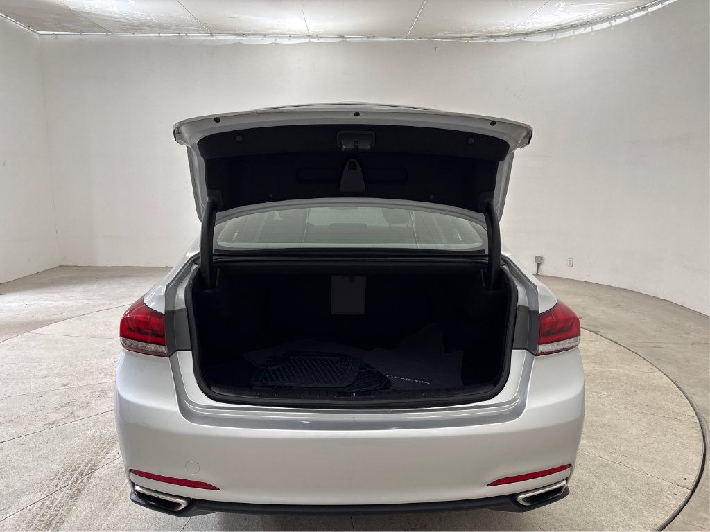 Used 2015 Hyundai Genesis 3.8 w/ Option Group 02 RWD image 24