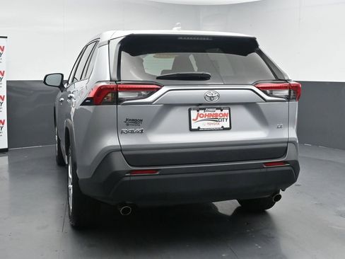 Used 2025 Toyota RAV4 LE FWD image 6