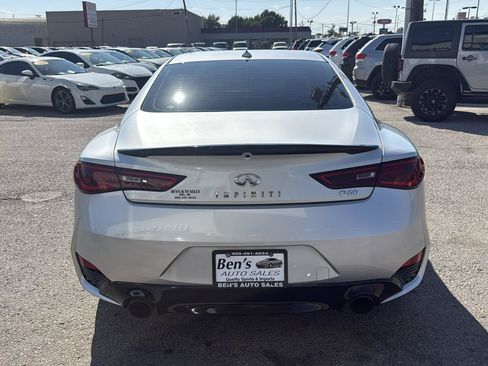 Used 2018 INFINITI Q60 3.0t Luxe w/ Sensory Package 3.0T Luxe RWD image 7