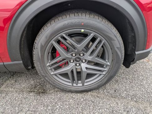 New 2026 Ford Explorer ST-Line w/ ST-Line Street Pack image 11