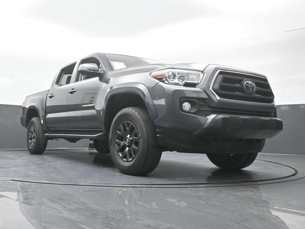 Used 2022 Toyota Tacoma SR5 w/ Technology Package RWD image 64