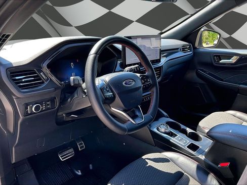 Used 2023 Ford Escape ST-Line w/ Tech Pack #1 image 13