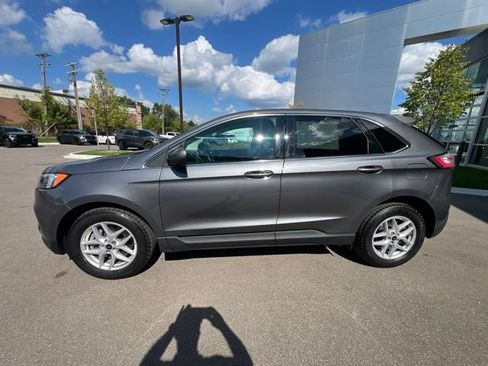 Used 2024 Ford Edge SEL w/ Convenience Package AWD/4WD image 8