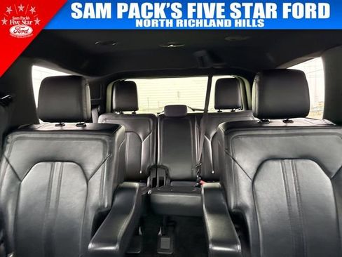 Used 2019 Ford Expedition Limited w/ Equipment Group 301A image 12